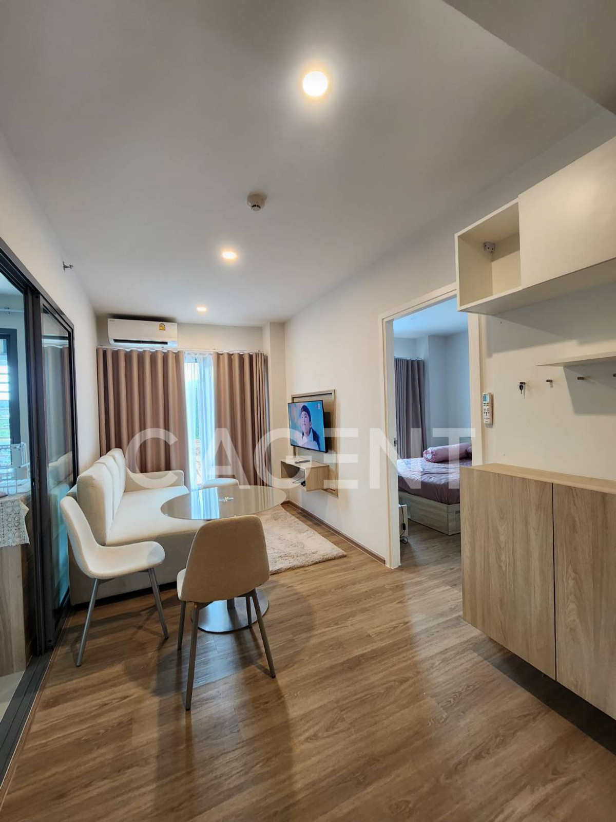 For sale!!! Condo “Phyll Phuket“ 1 bedroom, 1 bathroom, in the heart of Phuket city, surrounded by complete facilities. For sale!!! Condo “Phyll Phuket“ 1 bedroom, 1 bathroom, in the heart of Phuket city, surrounded by complete facilities.