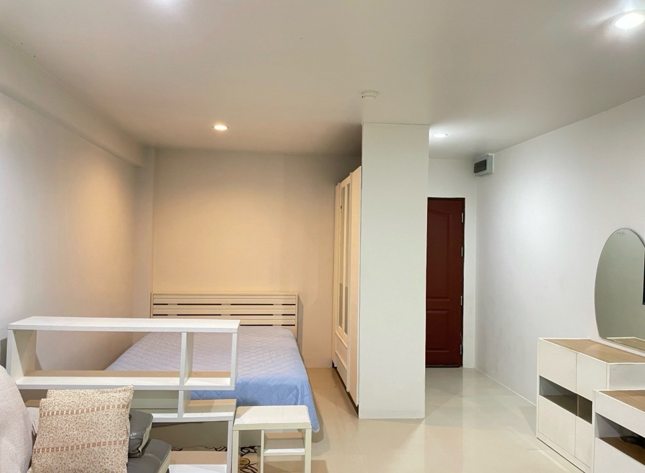 Condo for sale, Grand Park Town, in the heart of the city, convenient to travel.