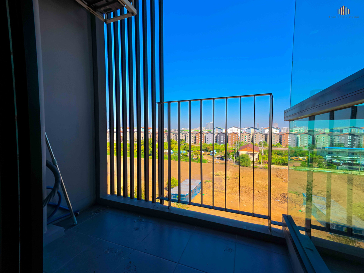 Prime Investment Opportunity! Urgent Sale! Kave Town Space Condo – Right next to Bangkok University (Rangsit). 8th Floor with Unobstructed Views, North-Facing for All-Day Comfort.  Fully furnished and ready to move in or lease out for high yields. – รูปที่ 3