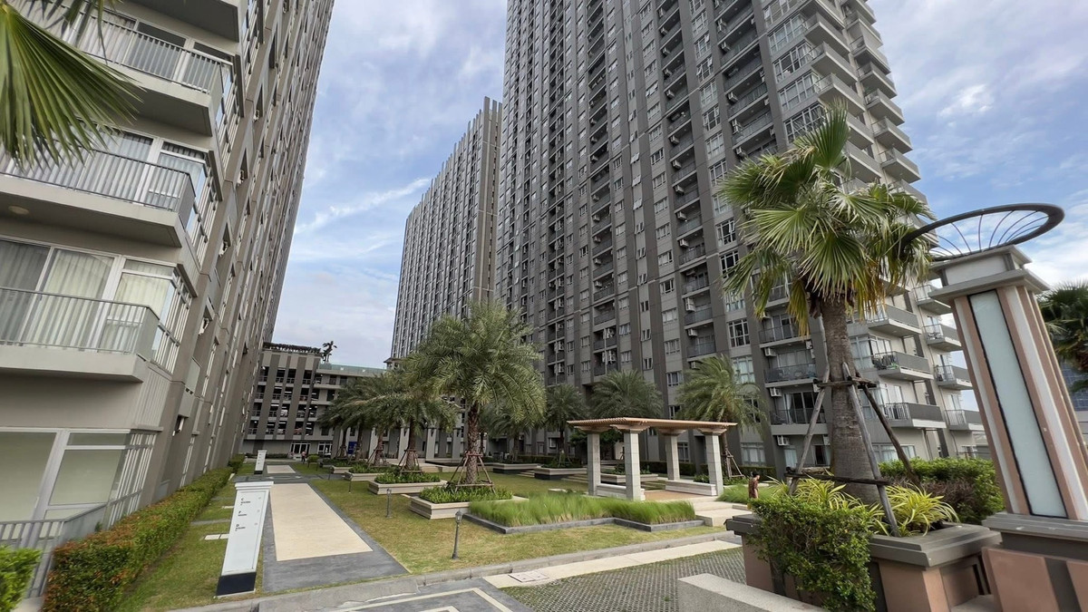 Condo for sale, Manor Sanambinnam, near MRT Phra Nang Klao. Condo for sale, Manor Sanambinnam, near MRT Phra Nang Klao.