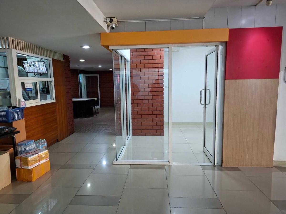 ให้เช่าร้านค้า สำนักงานในซ.วิภาวดี 3 ขนาด 12 ตรม ให้เช่าร้านค้า สำนักงานในซ.วิภาวดี 3 ขนาด 12 ตรม