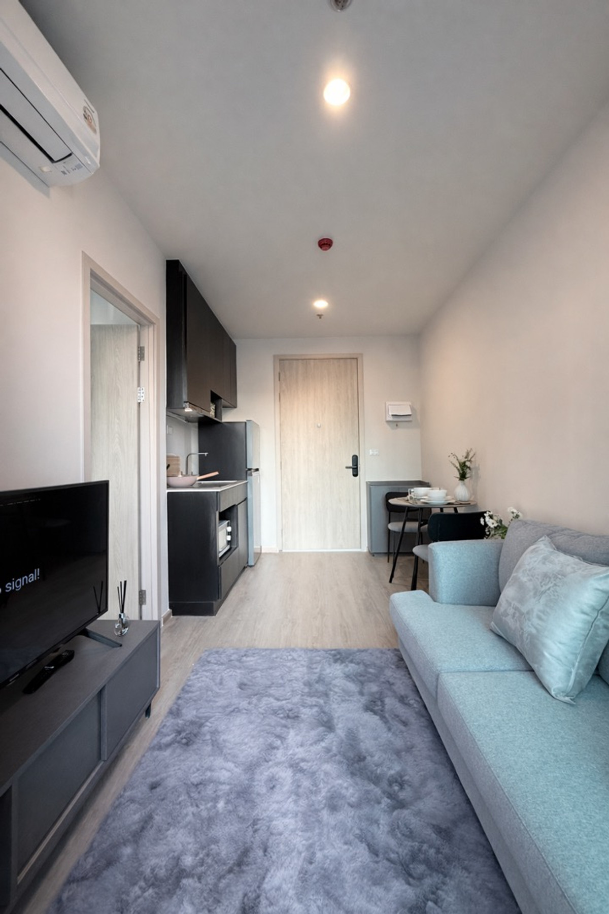 🏢 Nue District R9👫 Beautifully decorated 🛋️✨ Ready to move in ✨New condo, unboxed 🎁✨