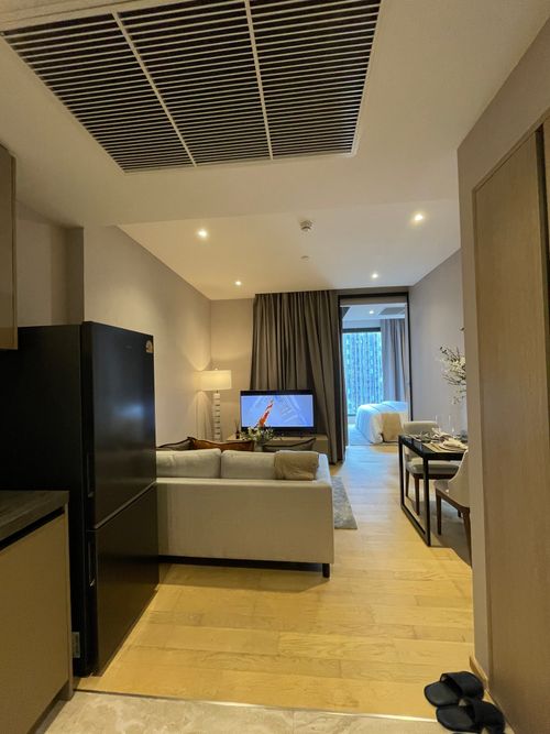Condo for sale, Ashton Asoke-Rama 9, functions, 1 bedroom, 1 bathroom, area 34.82 sq m, in the OMEGA building. Fully decorated and ready to move in (Fully-Decorated) and receive full promotions. The ultimate in luxury in the heart of New CBD only 230 m. f