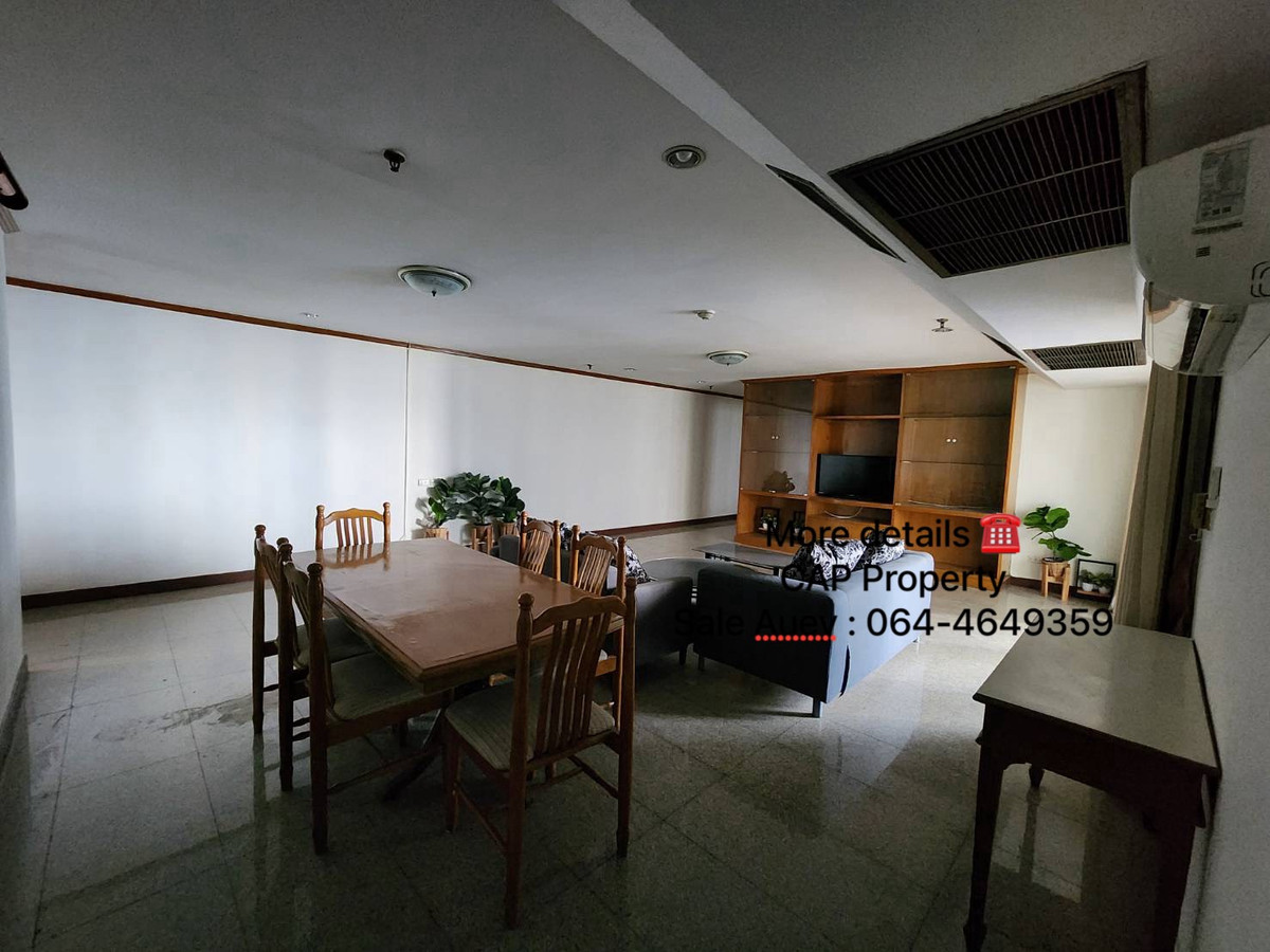 Urgent SALE !  Condo - 10.9 MB !!  (2 Bed 175 Sqm) @BTS Asoke 