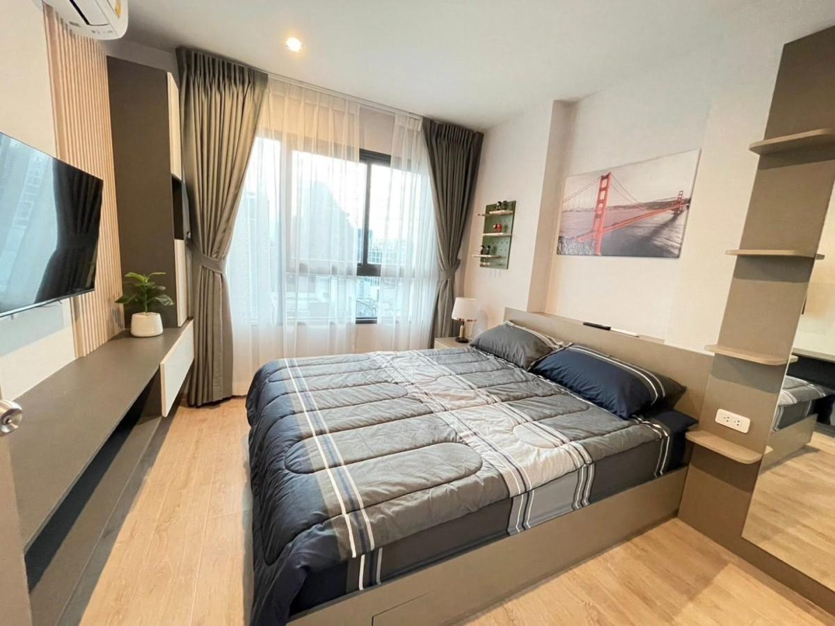 🔥For Rent Now🔥 Ideo Rama 9 - Asoke. Spacious room, beautiful view, fully furnished and ready to move in. Close to MRT Rama 9 and Si Ratch Expressway. 🔥For Rent Now🔥 Ideo Rama 9 - Asoke. Spacious room, beautiful view, fully furnished and ready to move in. Close to MRT Rama 9 and Si Ratch Expressway.