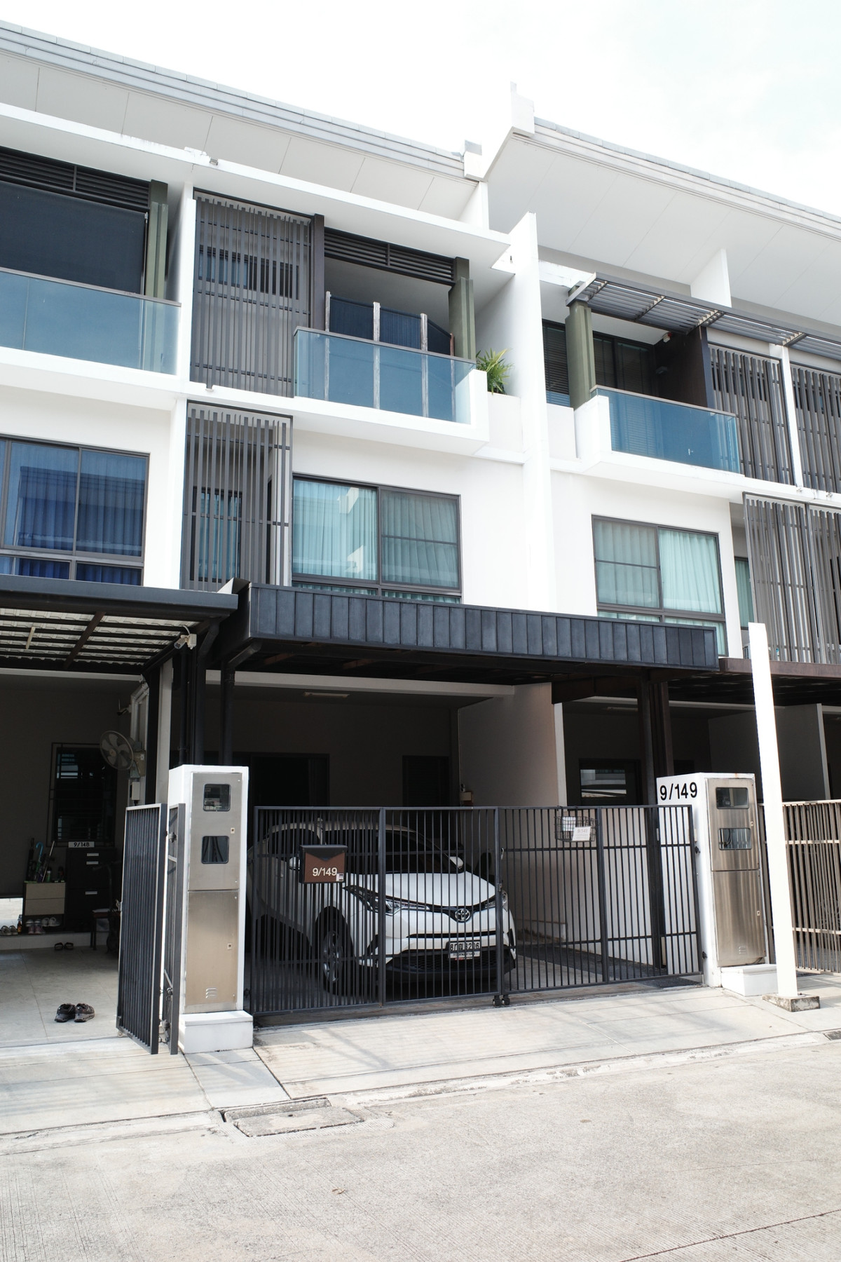 ขายทาวน์โฮม แลนด์มาร์ค เอกมัย-รามอินทรา Tel.0999983897 – รูปที่ 2