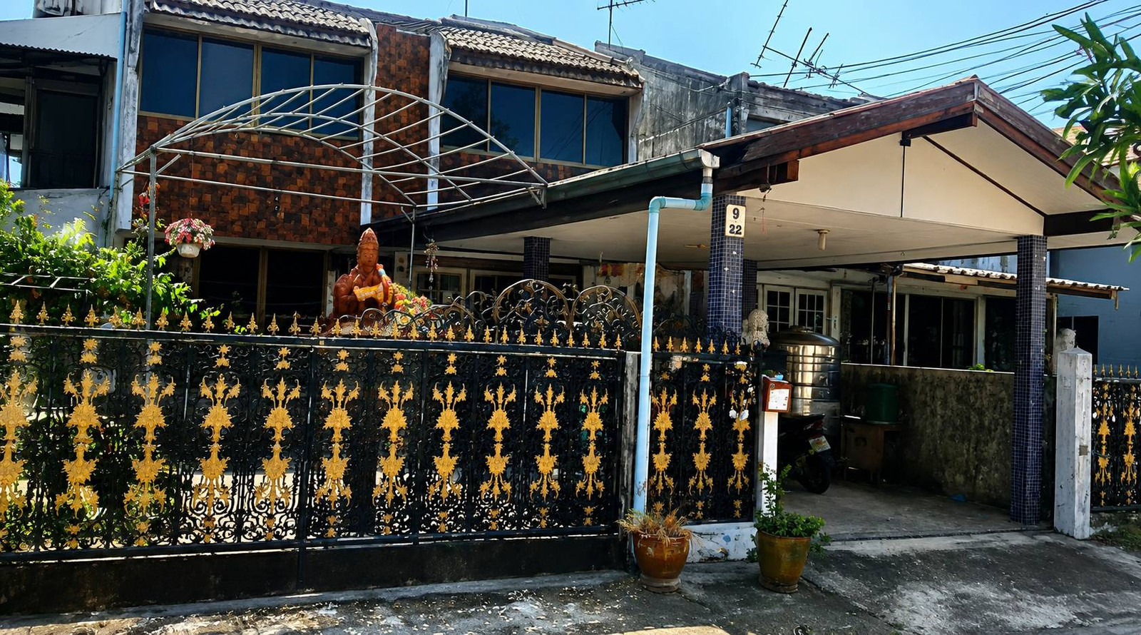🚨 ด่วน! ลดราคาแรง 1.7 ล้านบาท 🔥  🏡 บ้านเดี่ยว 2 ชั้น หมู่บ้านเมืองทอง 4 สุขุมวิท 101  💥 จากราคา 7,500,000 บาท เหลือเพียง 5,800,000 บาท เท่านั้น!  โอกาสแบบนี้หาได้ยาก บ้านเดี่ยวทำเลสุขุมวิท 101 บนที่ดิน 62 ตารางวา ในราคาต่ำกว่า 6 ล้านบาท  – รูปที่ 3