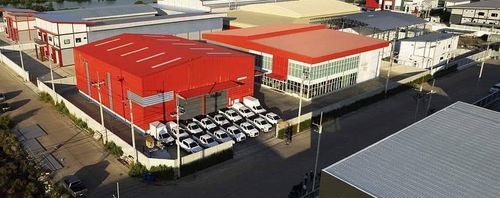 For Sales 🏗 Factory, Office & Showroom (2 Buildings) 📏 Land area: 2.5 Rai | Usable area: 1,688 sq.m. 📍 Watthana Factory Project, Phanthai Norasing, Samut Sakhon
