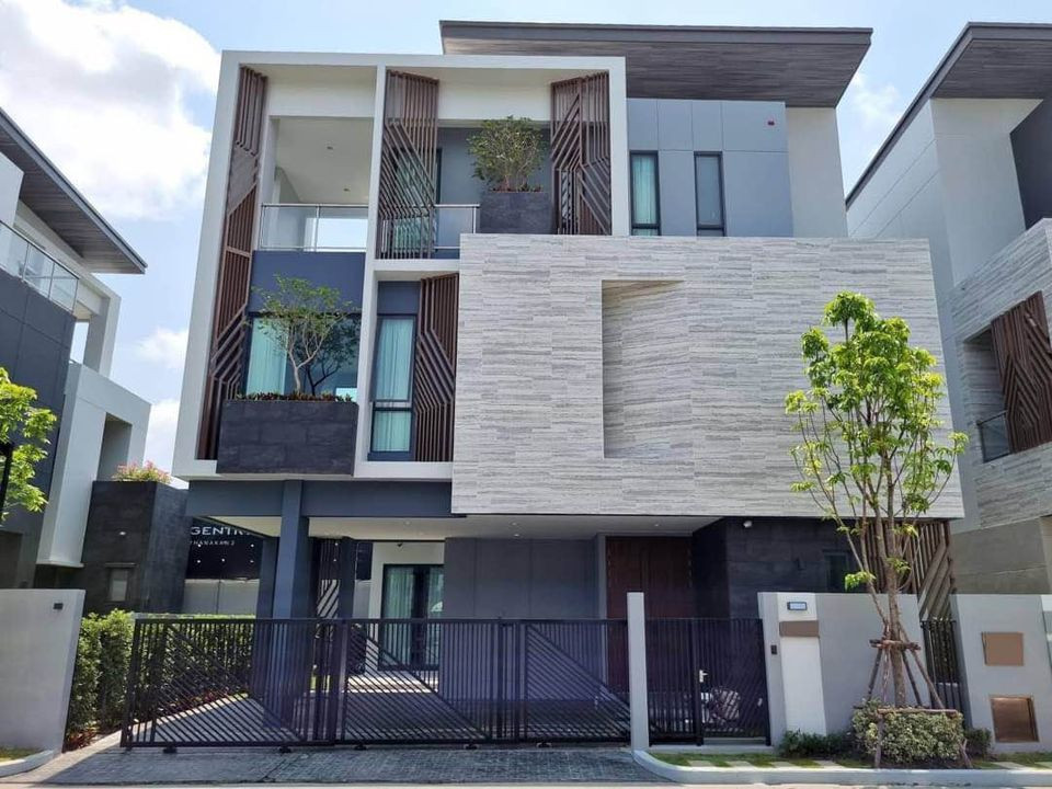 For rent The Gentry พัฒนาการ2 บ้านใหม่ Modern 4 ห้องนอน บนถนนพัฒนาการ 32 