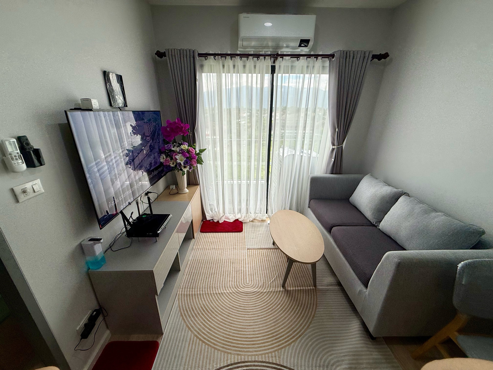 (GBL2353) 💕🏢 Room available, ready to move in 💕🏢
The Next Condo Ruamchok City Hall
 Urgent. If interested, reserve in advance.
Project name : The Next Ruamchok-City Hall

- Area 28.61 sq m. 
- 4th floor, Building B
- 1 bedroom, 1 bathroom 
- Bed with matt