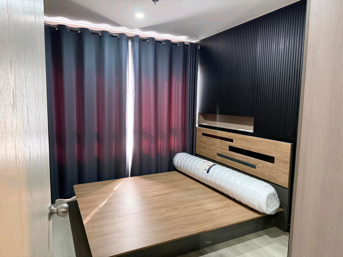 🔥Condo for rent Elio Sathorn-Wutthakad Elio sathorn-wutthakad ⛳️near Wutthakat BTS station There is a shuttle from the condo.💚Tel/Line:085 484 8586 Ag.❤️Building B, 11th floor, road side room1 bed size 31.67 sq m. digital door lock6 foot wooden bed 