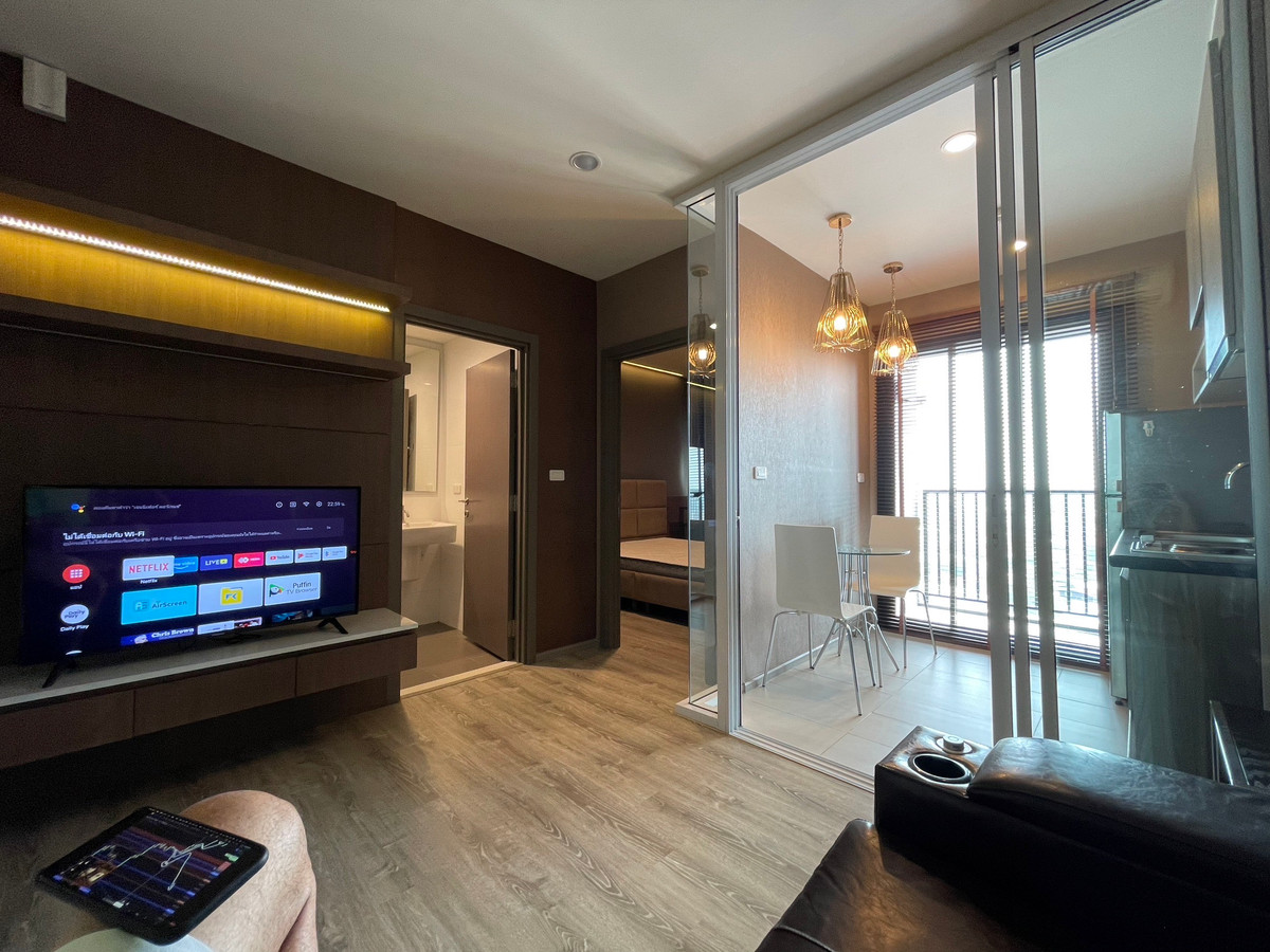 Condo for sale: The Base Height Mittraphap - Khon Kaen, fully built-in furniture. Condo for sale: The Base Height Mittraphap - Khon Kaen, fully built-in furniture.