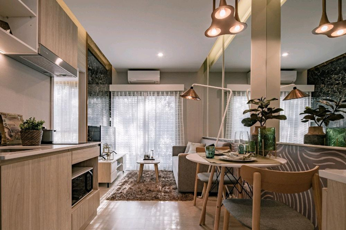 For sale: Nue Noble Ngamwongwan, 2nd floor, 26 sq m., only 2.2 million,  sells it himself.