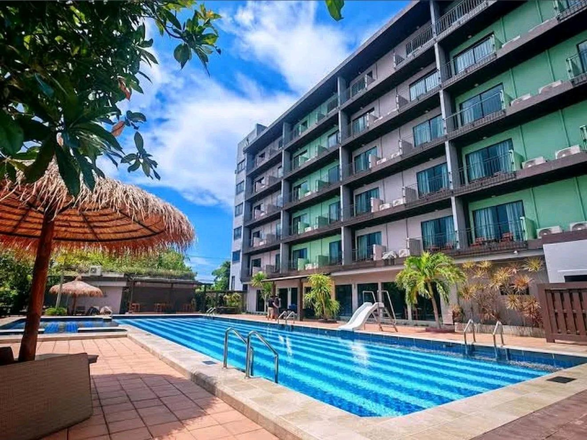 ขายโรงแรมใกล้หาดนาจอมเทียน สามารถเข้าบริหารดำเนินกิจการต่อได้เลย ขายโรงแรมใกล้หาดนาจอมเทียน สามารถเข้าบริหารดำเนินกิจการต่อได้เลย