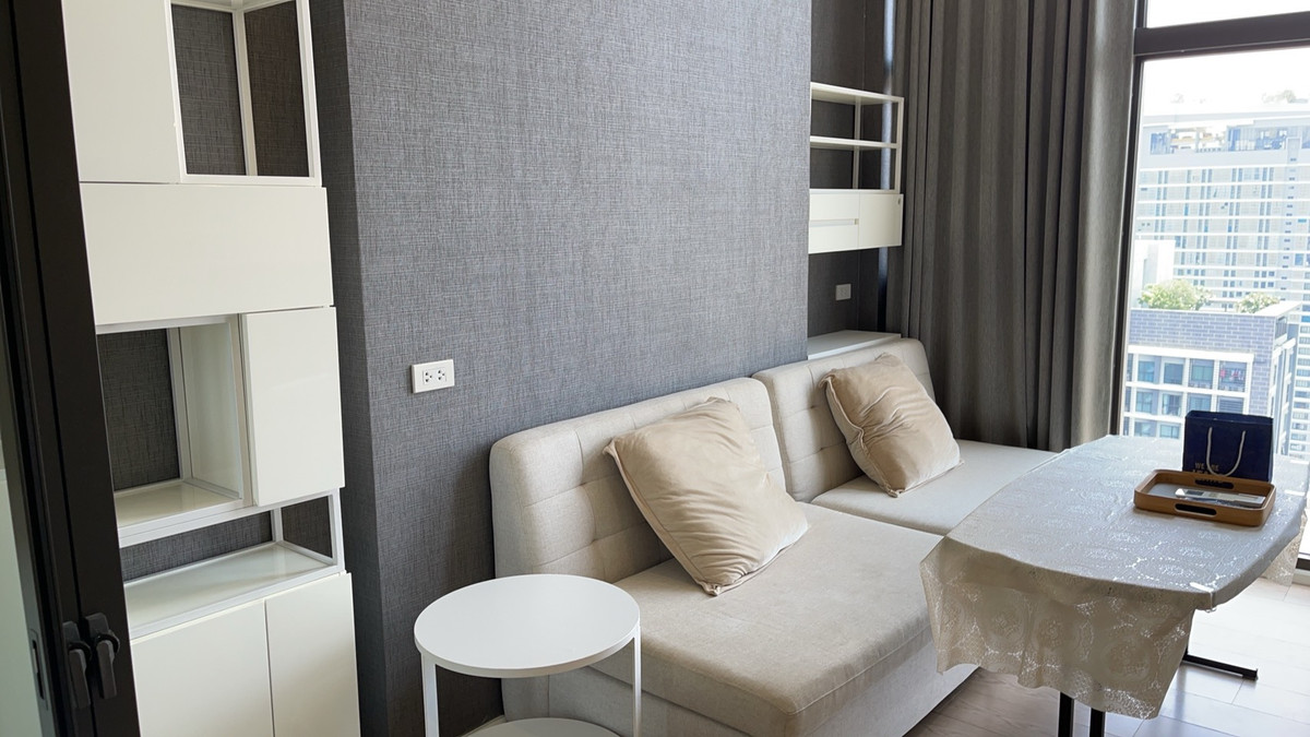 For Rent Chewathai Residence Asoke 1bed 32 Sqm Fullyfurnish 23,000-