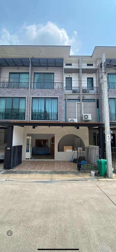 For Sale Townhouse/Townhome  , Baan Pieamsuk Pinklao-Kanjanapisek , wide frontage , newly renovated , Bang Khu Wiang , Bang Kruai , Nonthaburi , CX-142093