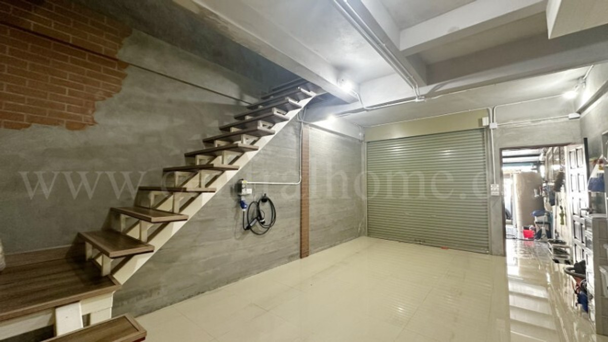 Townhouse Rattanachai Villa Project 3 - Lam Luk Ka Renovated Loft Style, ready to move in. – รูปที่ 4