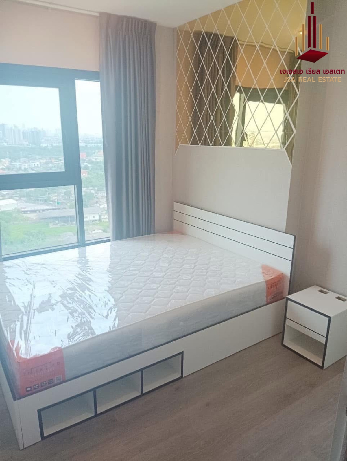 ✨ For Rent: The Base Phetkasem Condo ✨  💰 Only 12,000 THB/month