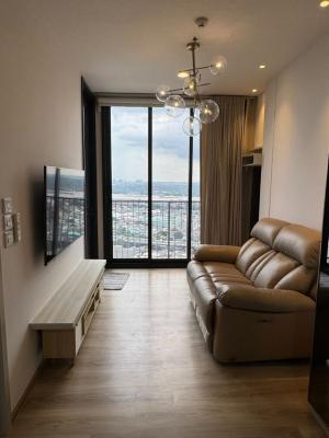 🔥For Rent Now🔥 OKA HAUS Sukhumvit. Beautiful room, fully furnished with appliances. Ready to move in. Convenient location near BTS Thonglor. ❗