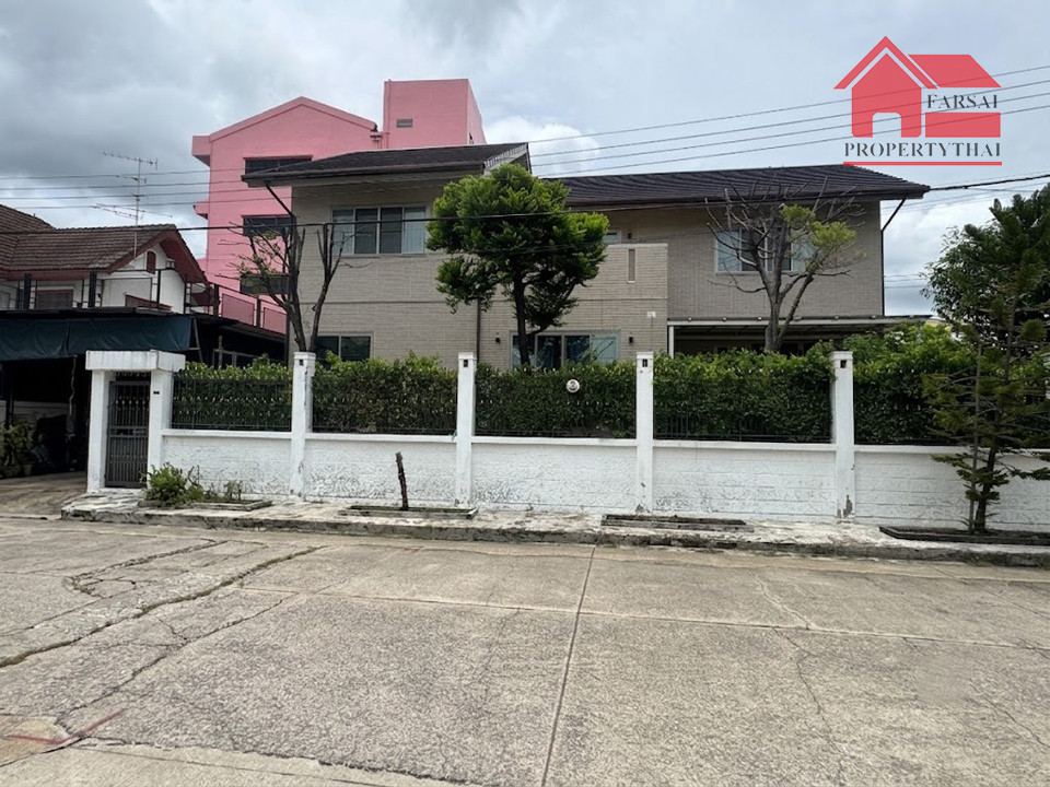 ให้เช่าบ้านเดี่ยว 2ชั้นหรูเนื้อที่ 110 ตร.ว พื้นที่ใช้สอย 450ตร.ม 4ห้องนอน 5ห้องน้ำ เฟอร์ครบ ถนนพัฒนการใกล้รถไฟฟ้า ราคาเช่า 120,000 บ/ด ( 泰国房地产公司可以说中文请打电话。081-732-9189  Line : fs258  微信密码 F0817329189 – รูปที่ 2