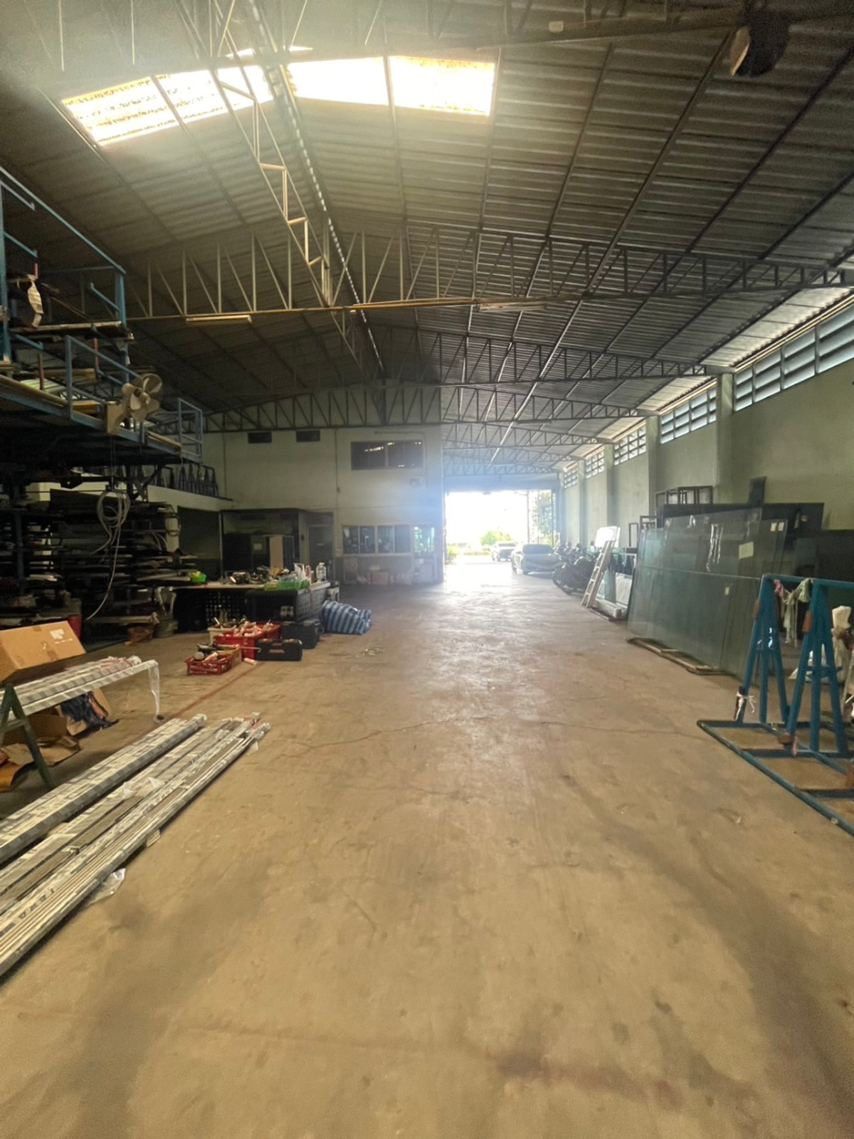 Urgent sale! Office with warehouse and accommodation, 1-0-93 rai, next to the main road, Hang Dong-San Pa Tong zone. Prime location for the future, Ring Road 3 ( sells it himself) – รูปที่ 2