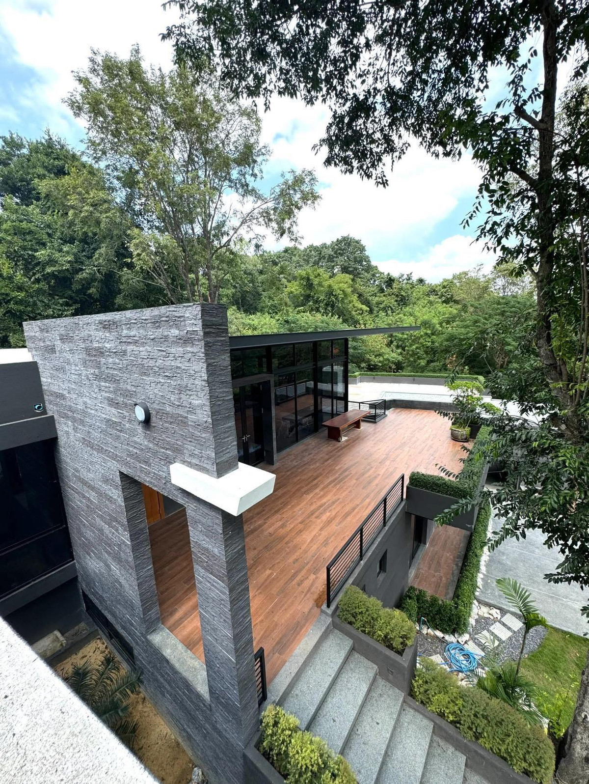 🍃ขาย Private Pool Villa ที่เขาใหญ่ พื้นที่ขนาดใหญ่ 338 ตรว. 6ห้องนอน เฟอร์นิเจอร์built-in  พร้อมสระว่ายน้ำส่วนตัว บรรยากาศร่มรื่นเงียบสงบ 