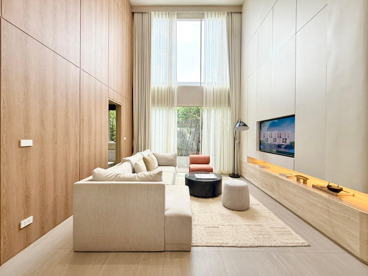 🏛️Nue Verse Krungthep Kreetha🔥Type VEGA ทาว์นโฮมหรู 3.5 ชั้น ขนาด 310 ตร.ม. 28 ตร.วา. | 3 ห้องนอน 5 ห้องน้ำ 4 ที่จอด เริ่ม 12 MB ติดต่อนัดชม Tel.0922635410 (เอิร์ธ) 🏛️Nue Verse Krungthep Kreetha🔥Type VEGA ทาว์นโฮมหรู 3.5 ชั้น ขนาด 310 ตร.ม. 28 ตร.วา. | 3 ห้องนอน 5 ห้องน้ำ 4 ที่จอด เริ่ม 12 MB ติดต่อนัดชม Tel.0922635410 (เอิร์ธ)