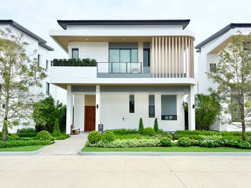 🏛️บ้านนินญา กรุงเทพกรีฑา - มอเตอร์เวย์🔥Type BLISS บ้านเดี่ยวหรู 3 ชั้น ขนาด 275 ตร.ม. 55 ตร.ว. | 5 ห้องนอน 6 ห้องน้ำ 3 ที่จอด เริ่ม 14.99 MB ติดต่อนัดชม Tel.0922635410 (เอิร์ธ)