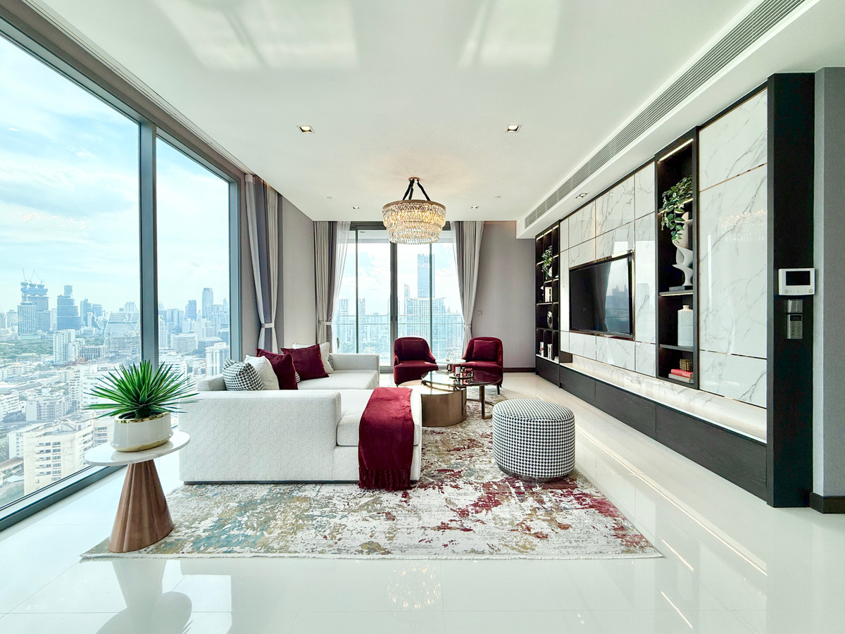 🚀 Q1 BTS Nana - 296 sq m. 4 bedrooms, 4 bathrooms, 4 parking spaces, 1 maid, building closing promotion 092-545-6151 (Tim)