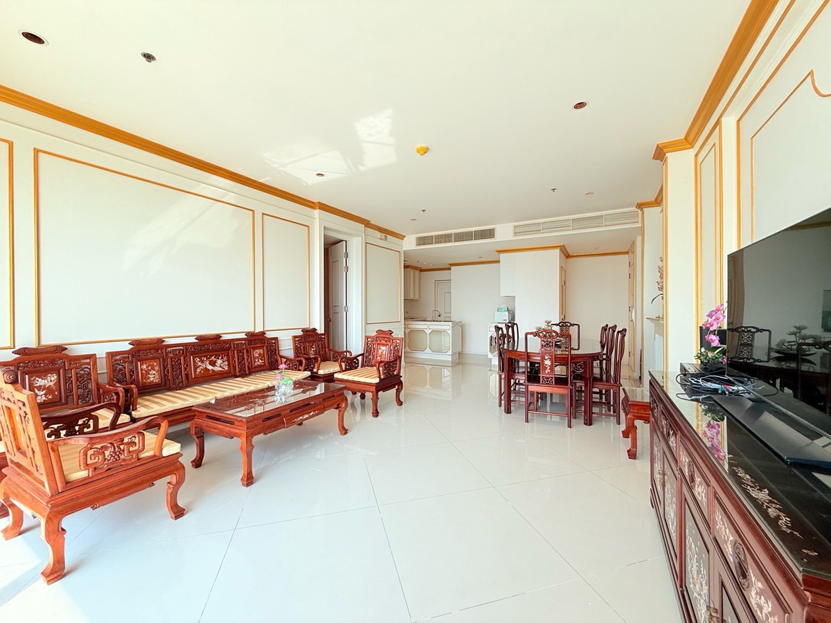 For Rent &amp; Sale The Empire Place 2 Bed 114 Sqm BTS Chongnonsi 
