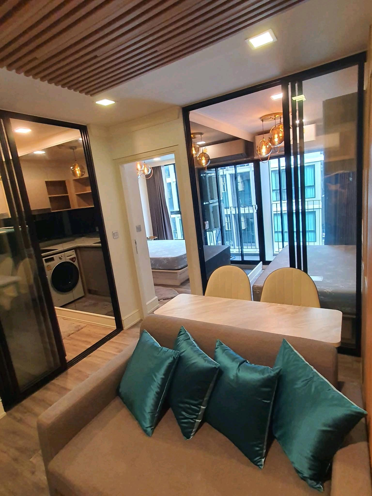 ATMOZ RATCHADA–HUAI KHWANG ✨ 2 ห้องนอน 1 ห้องน้ำ เฟอร์นิเจอร์  บิ้วอิน ตกแต่งสวย พร้อมใช้งาน – รูปที่ 3