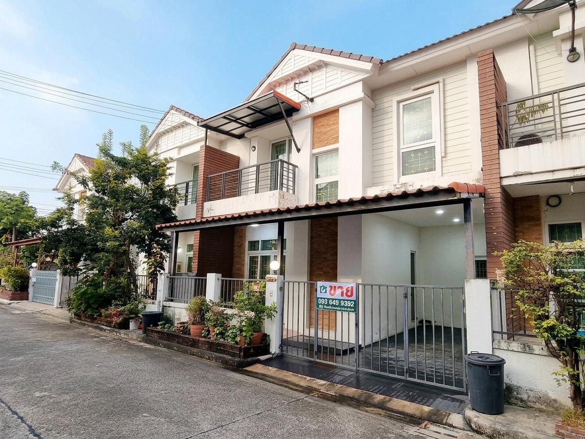 ขายด่วน! พร้อมโอน! ทาวน์เฮ้าส์ 2 ชั้น 21.5 ตร.ว หมู่บ้านทิพย์พิมาน บ้านริมน้ำ /ใกล้ MRT คลองบางไผ่ 850 ม. ขายด่วน! พร้อมโอน! ทาวน์เฮ้าส์ 2 ชั้น 21.5 ตร.ว หมู่บ้านทิพย์พิมาน บ้านริมน้ำ /ใกล้ MRT คลองบางไผ่ 850 ม.