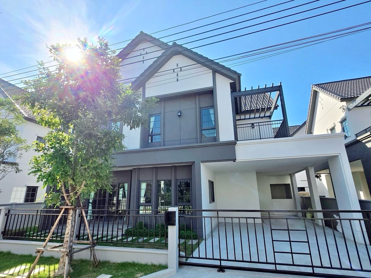 🌟 ให้เช่าบ้านเดี่ยว เซนโทร บางนา บ้านสวย 2 ชั้น 4 ห้องนอน 4 ห้องน้ำ ตกแต่งสวยมาก ฟังก์ชันครบ💥ค่าเช่า: 130,000 บาท/เดือน – รูปที่ 2