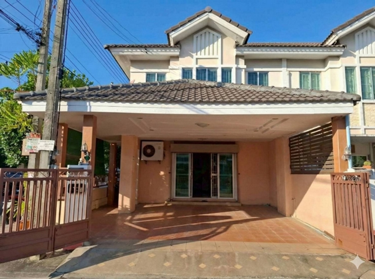 2-story townhouse for sale, corner house, 3 bedrooms, Pruksa Ville Village 16-1, next to Rangsit-Nakhon Nayok Road, near Future Park Rangsit.