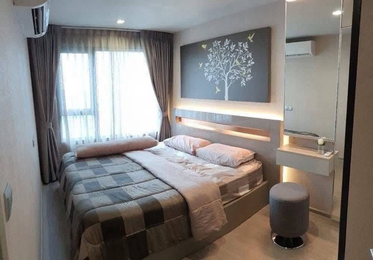 Condo for rent Life Lat Phrao Room size: 35 sq m Floor: 38 Building/Building: A Price: 24,000 baht Nearby location: Next to BTS Ha Yaek Lat Phrao Station. Condo for rent Life Lat Phrao Room size: 35 sq m Floor: 38 Building/Building: A Price: 24,000 baht Nearby location: Next to BTS Ha Yaek Lat Phrao Station.