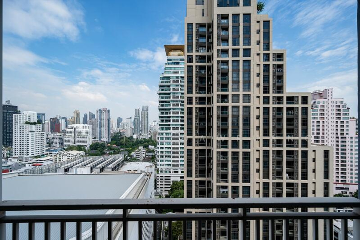 ✨ For Sale: 39 by Sansiri✨ 💰 Only 7,990,000 THB ✨ For Sale: 39 by Sansiri✨ 💰 Only 7,990,000 THB