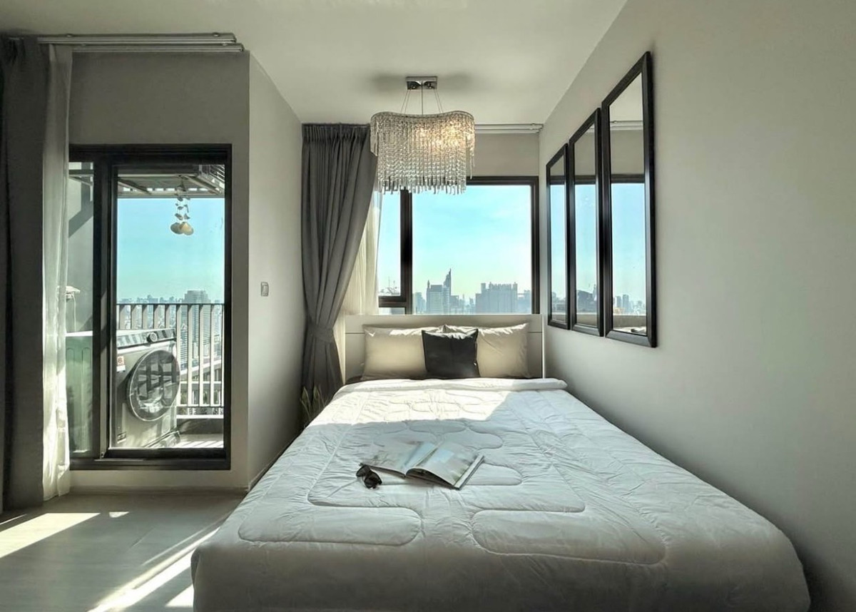 For rent: Life Asoke Rama9 (Life Asoke Rama 9) 1 bedroom, 1 bathroom (1bed plus) 27 sq m. Building A, 40th floor, beautiful city view, complete furniture and appliances, 19,000 baht. For rent: Life Asoke Rama9 (Life Asoke Rama 9) 1 bedroom, 1 bathroom (1bed plus) 27 sq m. Building A, 40th floor, beautiful city view, complete furniture and appliances, 19,000 baht.