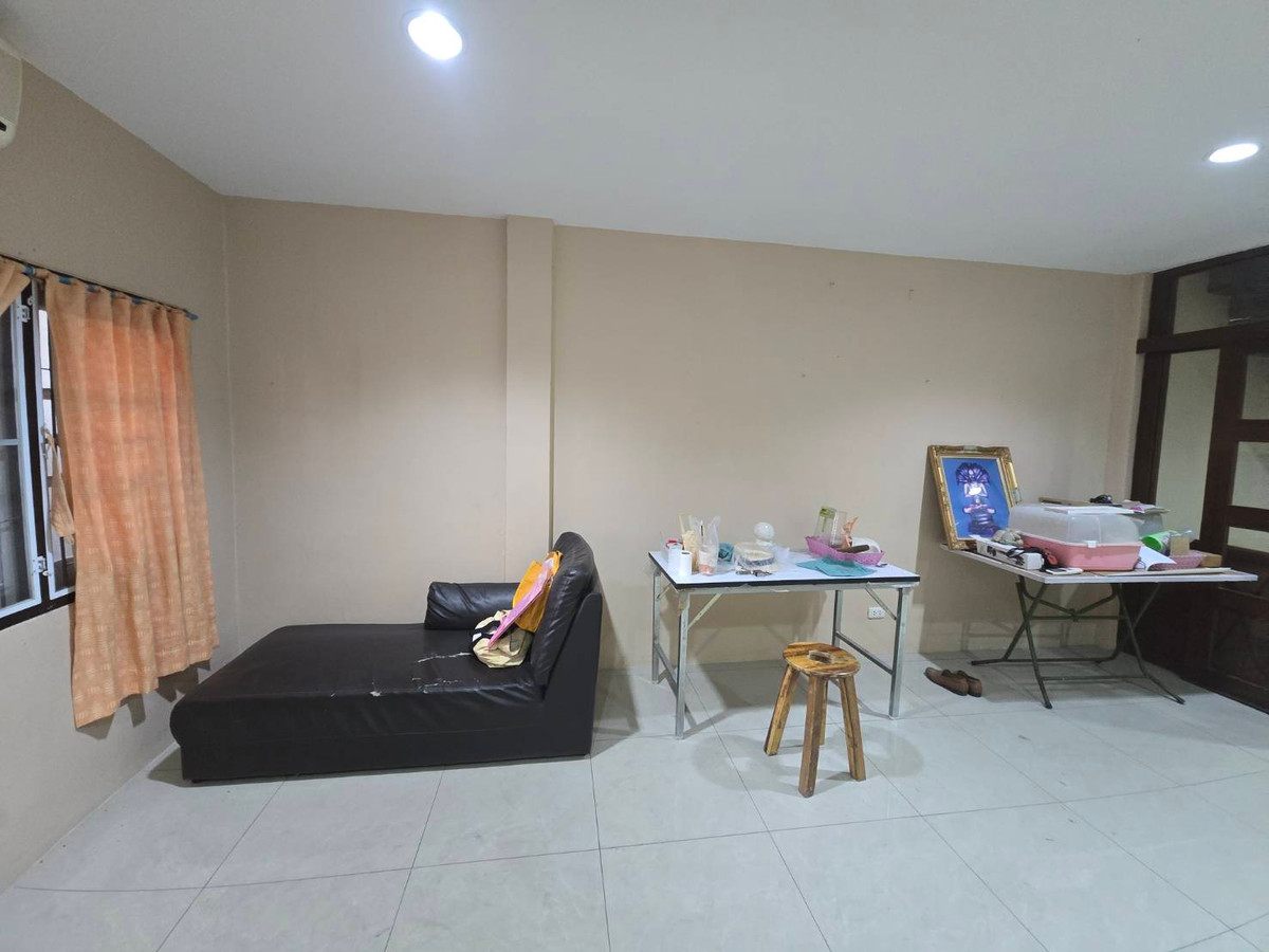 ราคาดีที่สุดในโครงการ , หมู่บ้านคลองจั่นวิลล่า2, ทาวน์โฮม 2ชั้น ,ขนาด32 ตร.วา – รูปที่ 3