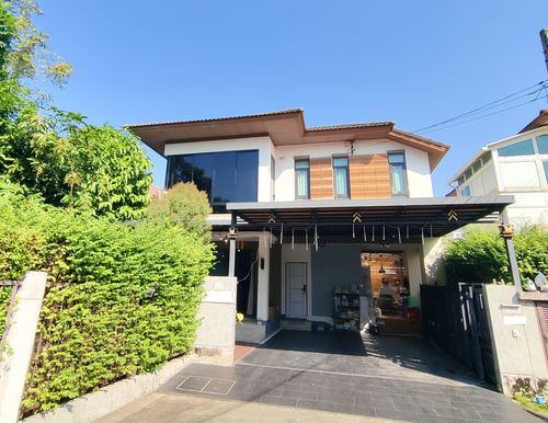 2-storey detached house, corner house, very beautiful, completely renovated with good materials. End all functions No need to do more! Saransiri Village, Phahonyothin-Saimai Good location next to Sai Mai Road.