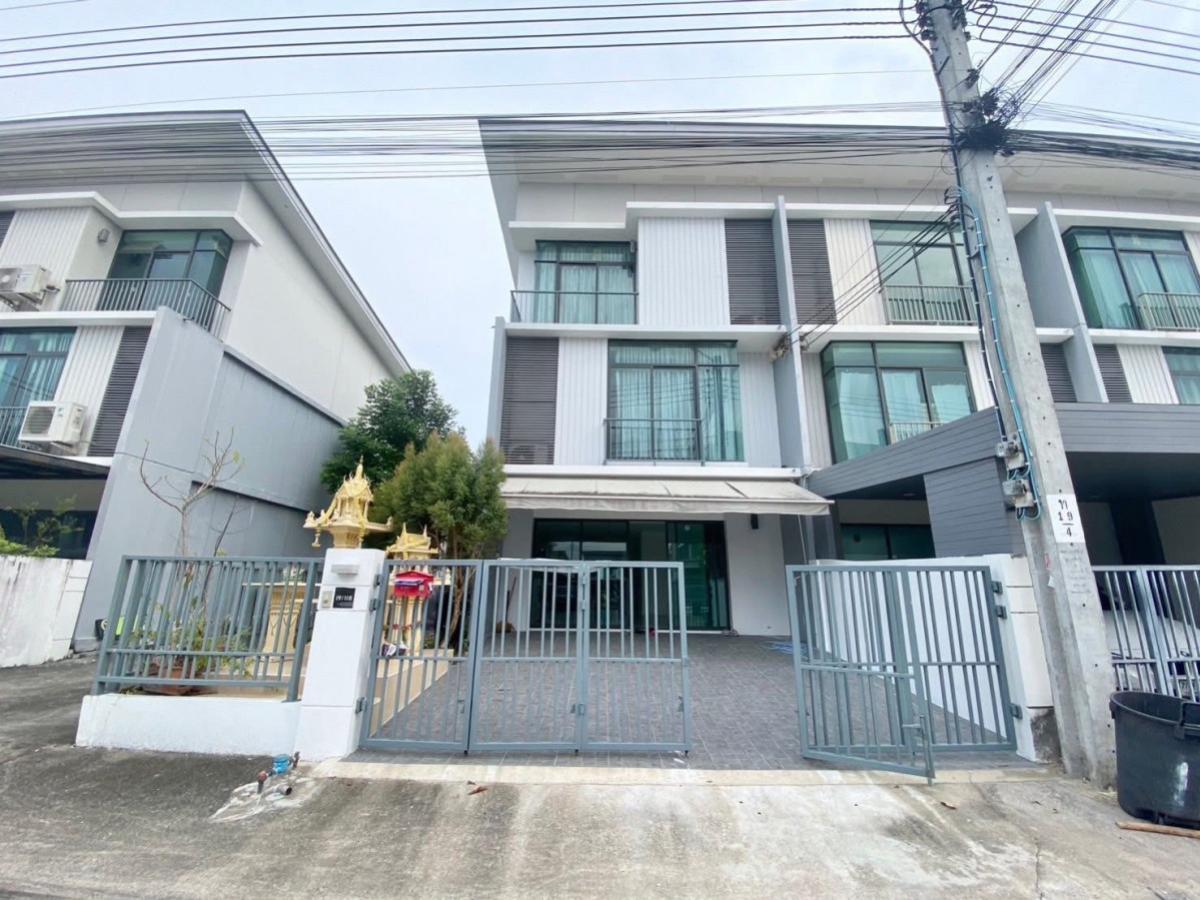 For Sale Townhouse/Townhome  , Pruksa Ville 68 Rama 2 , corner unit , newly renovated , Bang Mot , Chom Thong , Bangkok , CX-142790