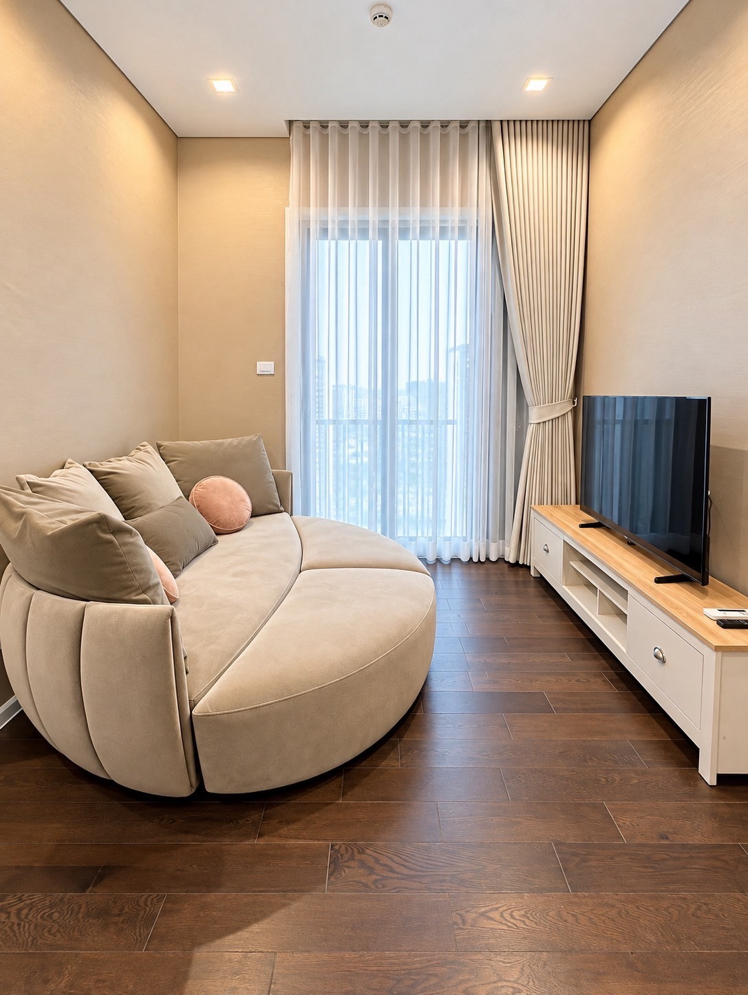 Condo for rent, The Saint Residences (The Saint Residences), location at Lat Phrao intersection, near BTS and MRT. Condo for rent, The Saint Residences (The Saint Residences), location at Lat Phrao intersection, near BTS and MRT.