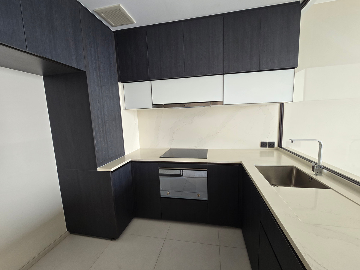 โปรปิดตึก THE ROOM 38 2BED 2BATH 80 ตรม. ราคาเพียง 13.4 mb สนใจโทร 088-2389494 โปรปิดตึก THE ROOM 38 2BED 2BATH 80 ตรม. ราคาเพียง 13.4 mb สนใจโทร 088-2389494