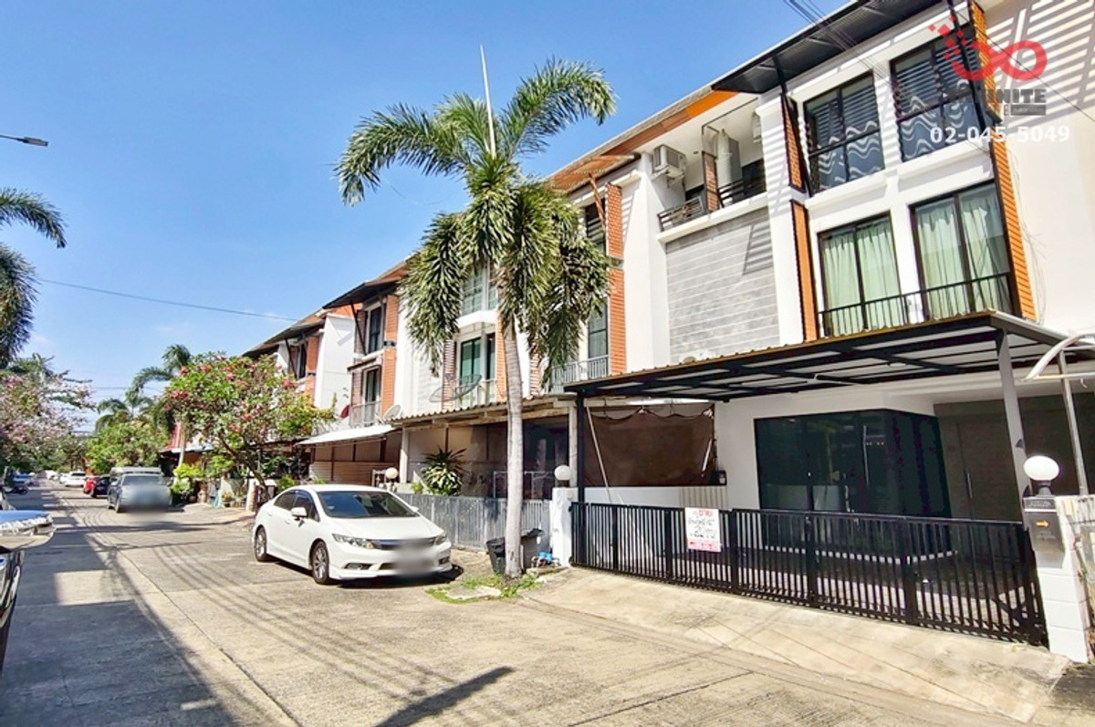 Townhome for sale, Areeya Mova Kaset, 19.7 sq m, renovated, ready to move in. Townhome for sale, Areeya Mova Kaset, 19.7 sq m, renovated, ready to move in.