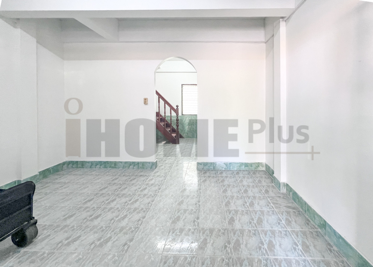 Townhouse next to the road along the Chao Phraya River, Muang Pathum Thani. – รูปที่ 4