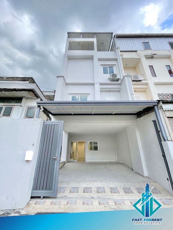 🔥32421🔥ด่วน Home Office ลาดพร้าว ติดรถไฟฟ้าภาวนา 50 ม. 🌐LINE ID : @fastforrentcondo 
