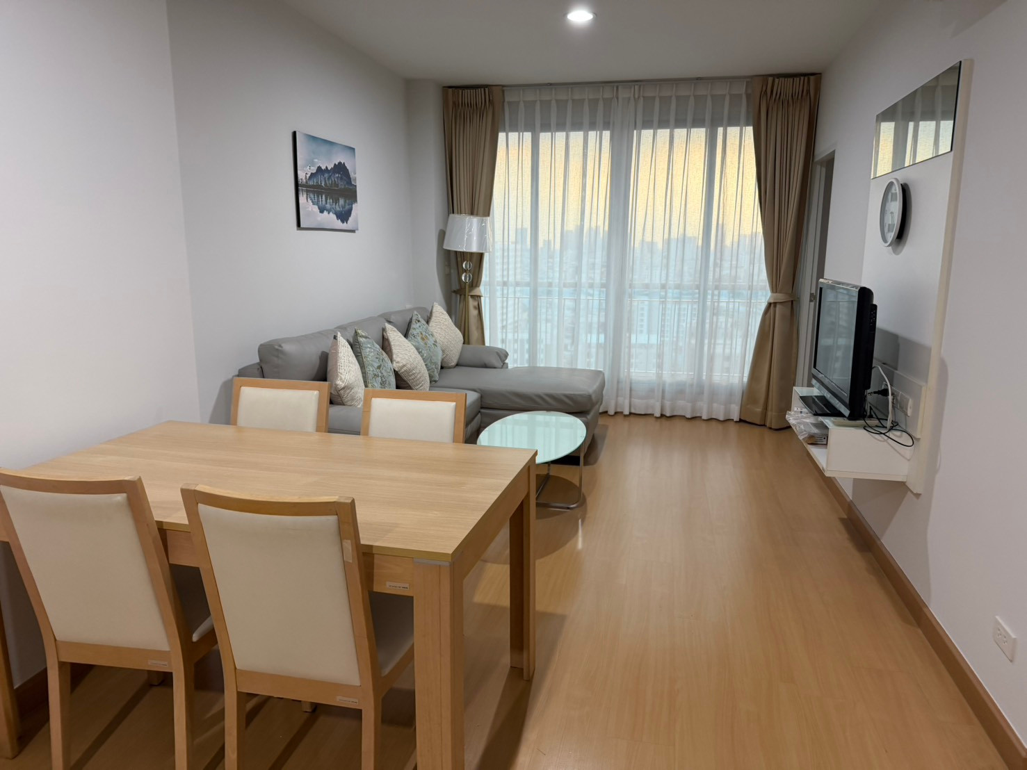 Condo for sale or rent, Life at Ratchada-Huai Khwang, 15th floor, fully furnished. Ready to move in, good location, convenient travel. Condo for sale or rent, Life at Ratchada-Huai Khwang, 15th floor, fully furnished. Ready to move in, good location, convenient travel.