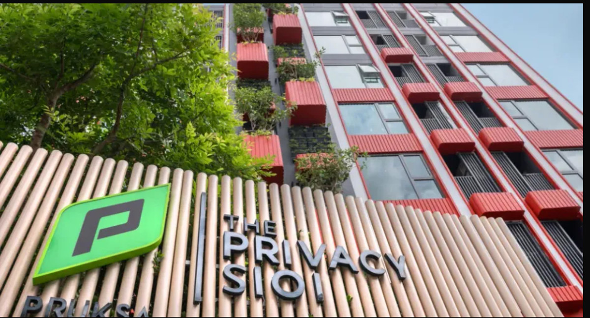 Condo for sale: The Privacy S101. The Privacy S101 is designed to be a Resort Condo in Modern Contemporary style.