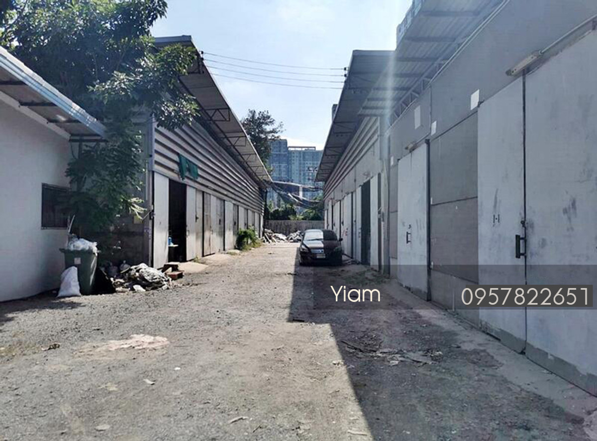 Warehouse for rent in Chaengwattana, near Muang Thong Warehouse for rent in Chaengwattana, near Muang Thong