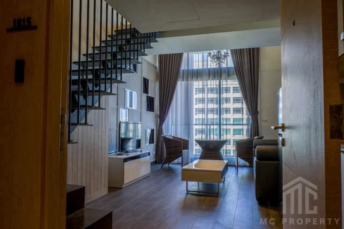 lofts เอกมัย 1 นอน 46ตรม duplex เช่าเพียง 38,000 สนใจติดต่อ 0816878954 lofts เอกมัย 1 นอน 46ตรม duplex เช่าเพียง 38,000 สนใจติดต่อ 0816878954