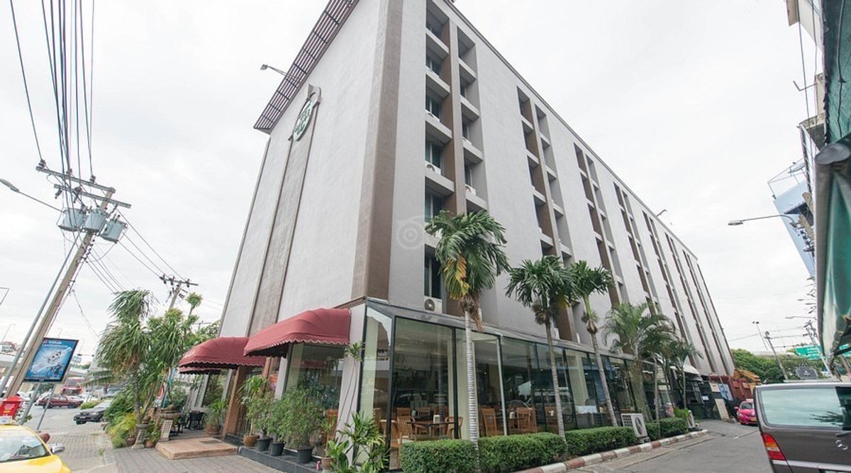 Bangkok city suite, Phetchaburi Road, Ratchathewi, near the expressway